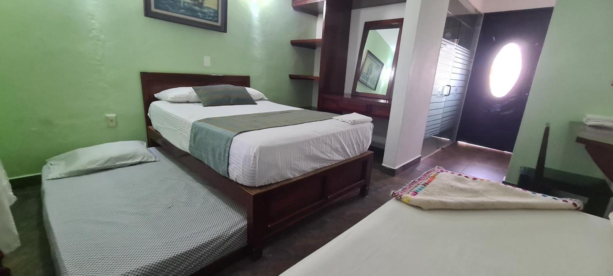Hotel Rosa De Los Vientos 툭스판 외부 사진