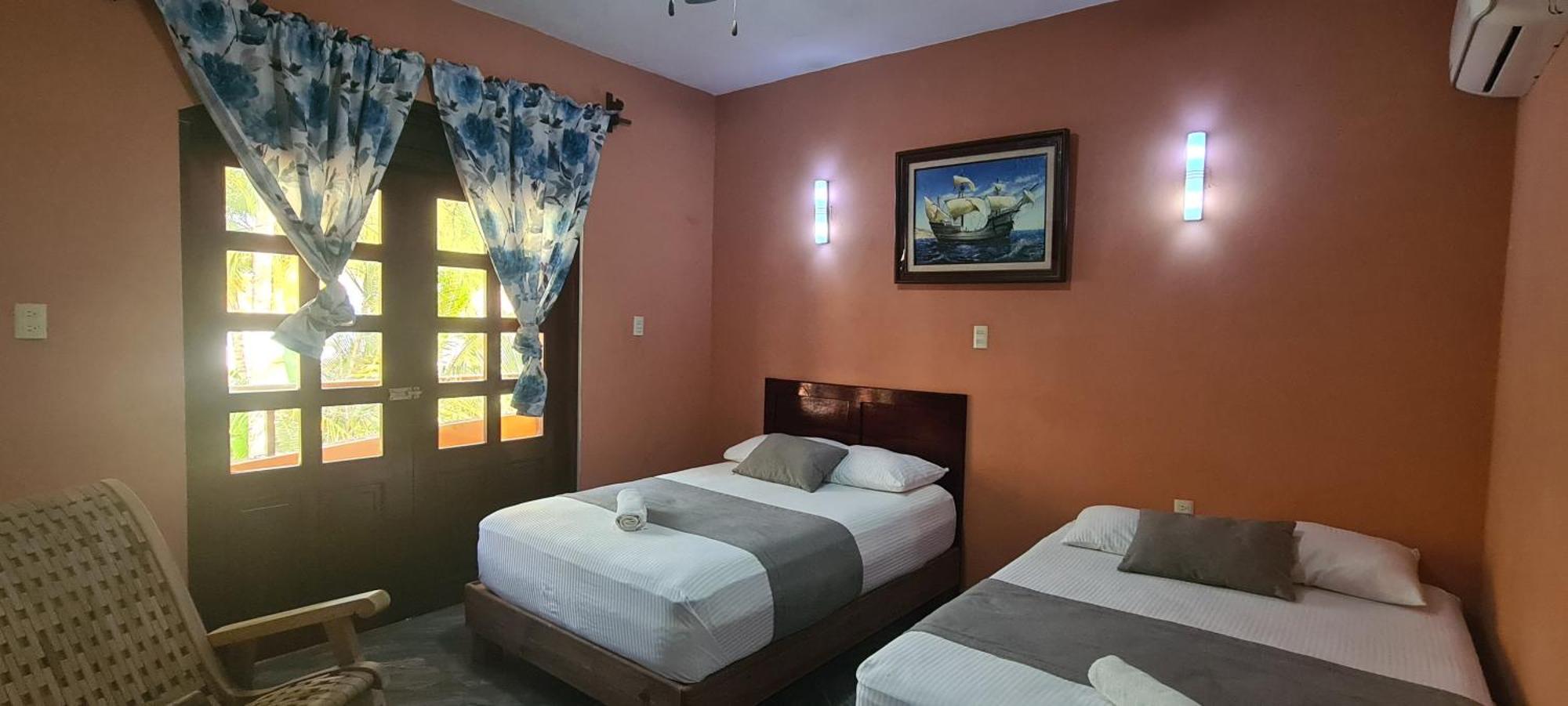 Hotel Rosa De Los Vientos 툭스판 외부 사진